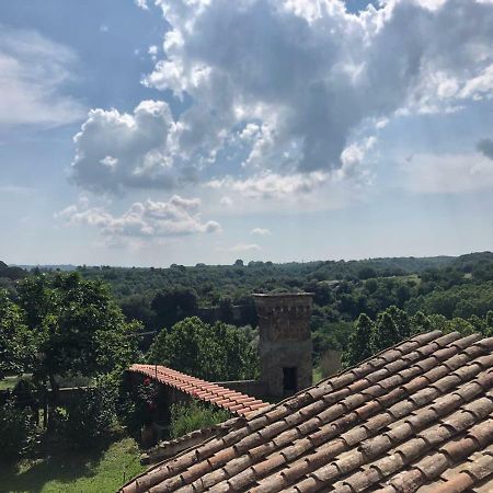 Casa Vacanze La Torretta Sutri Luaran gambar