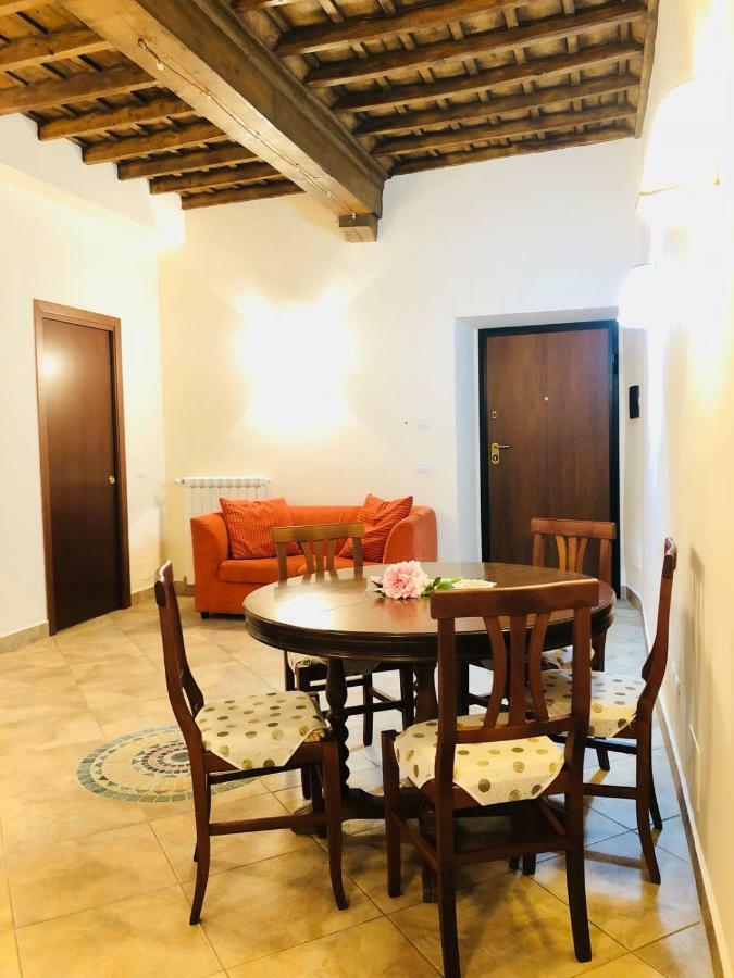 Casa Vacanze La Torretta Sutri Luaran gambar